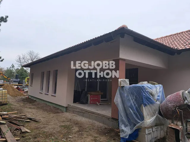 Eladó ház Cegléd 123 nm