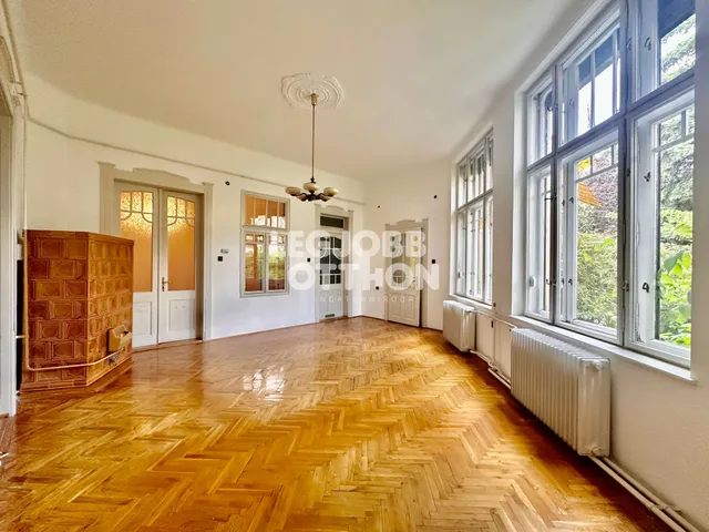 Eladó ház Cegléd 195 nm