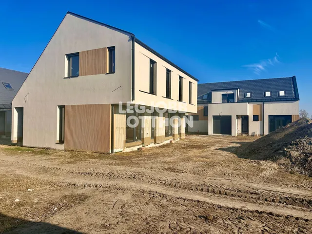 Eladó lakás Cegléd 87 nm