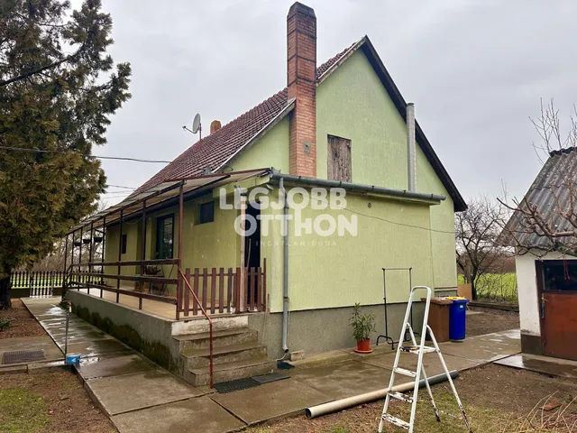 Eladó ház Tápiószőlős 86 nm