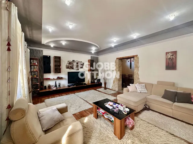 Eladó ház Cegléd 224 nm