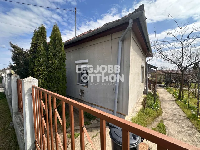 Eladó ház Tápiószentmárton 92 nm