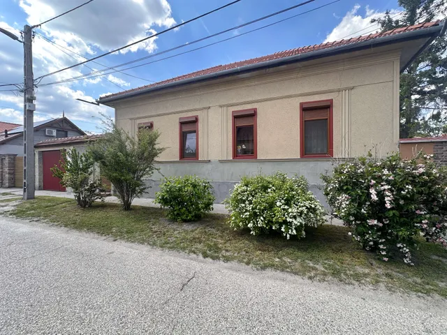 Eladó ház Cegléd 88 nm