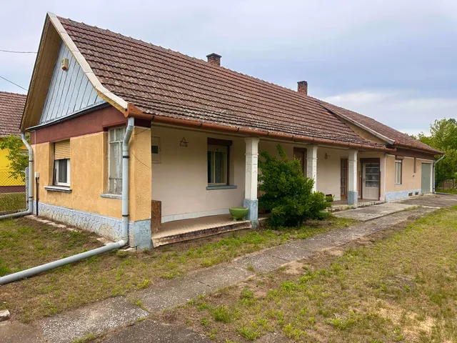 Eladó ház Tápióbicske 70 nm