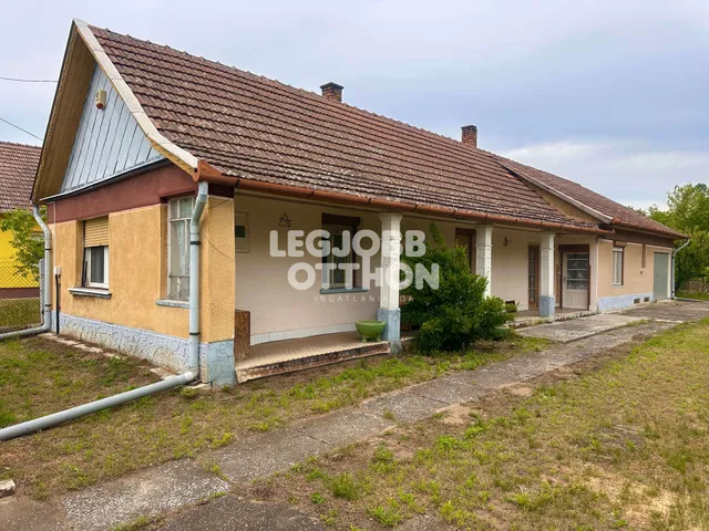 Eladó ház Tápióbicske 70 nm