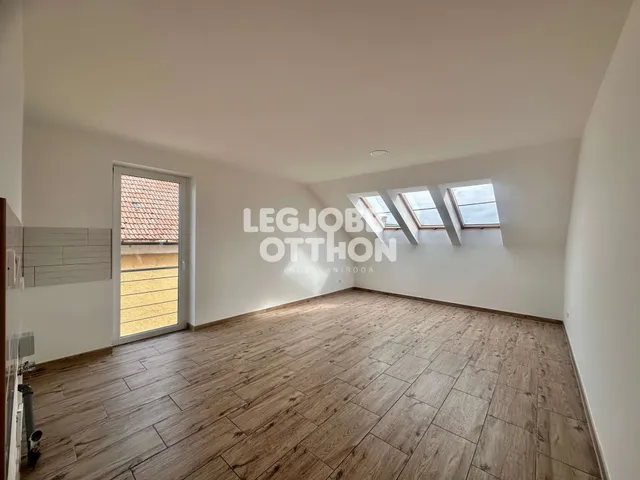 Eladó lakás Cegléd 51 nm