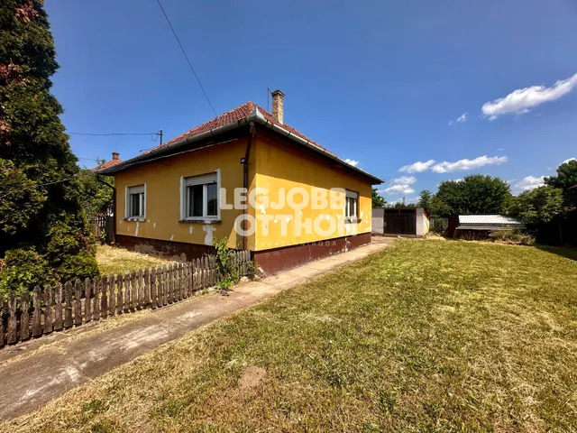 Eladó ház Cegléd 95 nm
