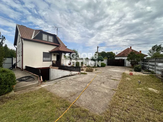 Eladó ház Csemő 48 nm