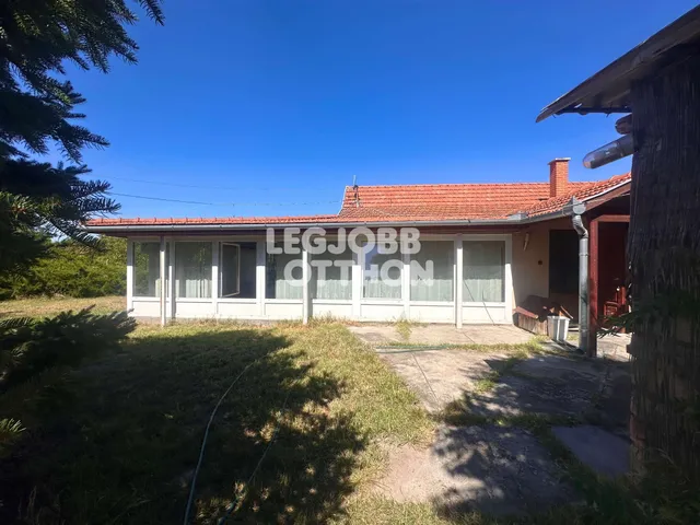 Eladó ház Cegléd 83 nm