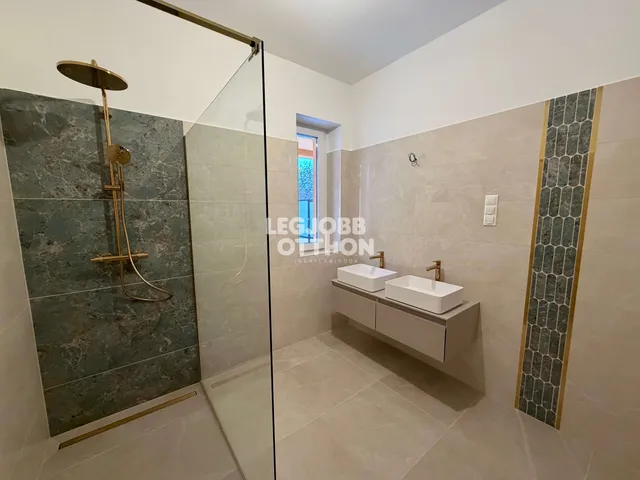 Eladó lakás Cegléd 128 nm