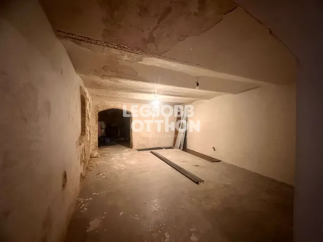 Eladó kereskedelmi és ipari ingatlan Tápiószele 81 nm