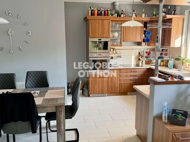 Kiadó lakás Cegléd 150 nm