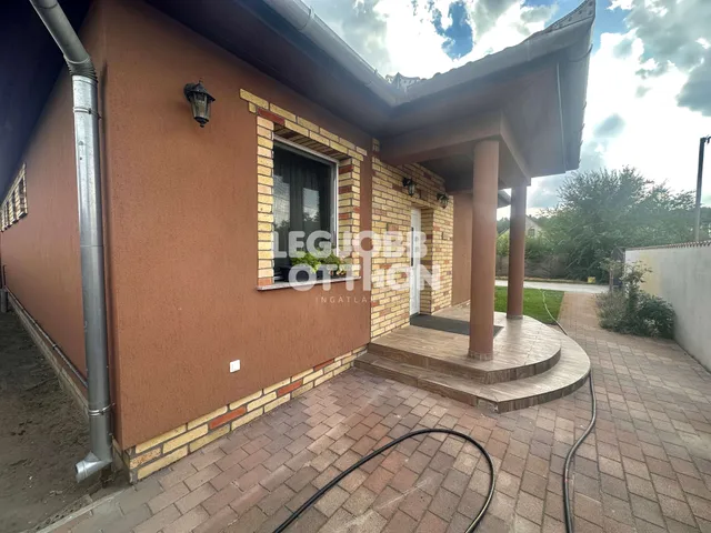 Eladó ház Csemő 126 nm