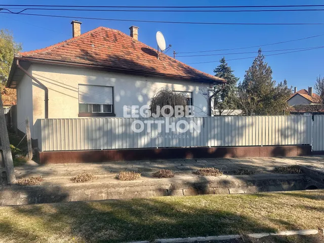 Eladó ház Cegléd 75 nm