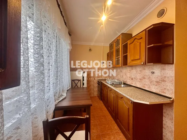 Eladó lakás Cegléd 55 nm