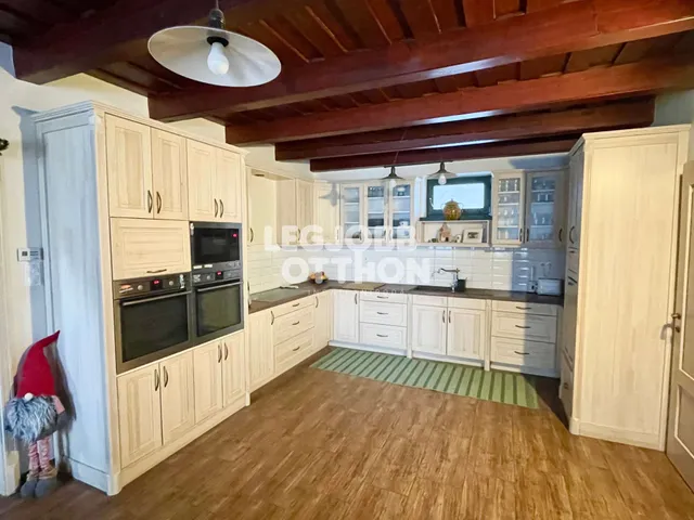 Eladó ház Cegléd 267 nm