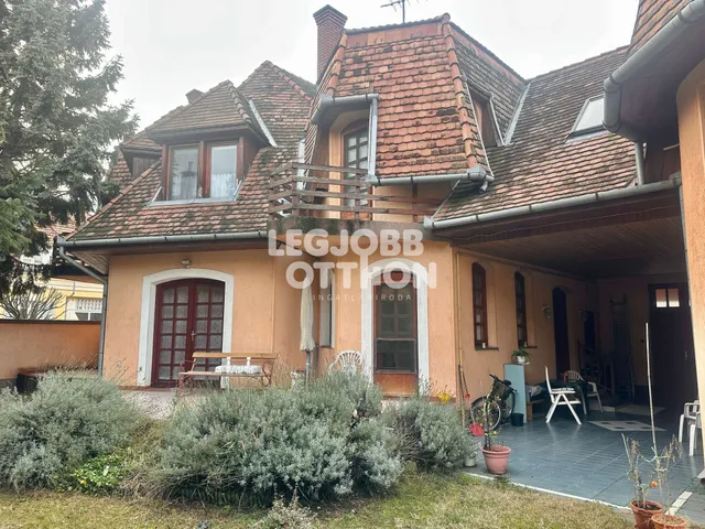 Eladó ház Cegléd 361 nm