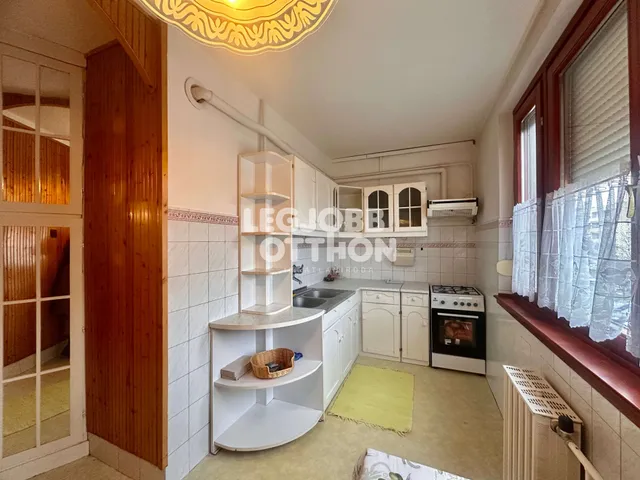 Eladó lakás Cegléd 61 nm