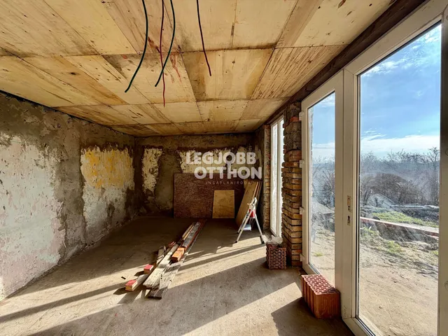 Eladó ház Törtel 63 nm