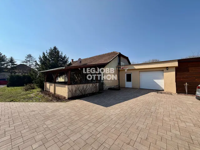 Eladó ház Cegléd 152 nm