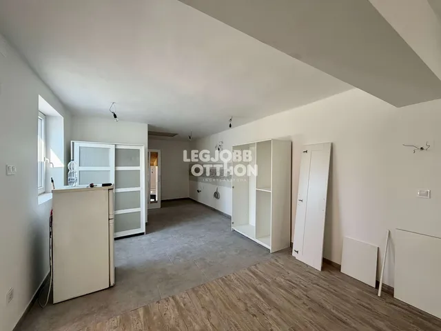 Eladó ház Törtel 105 nm