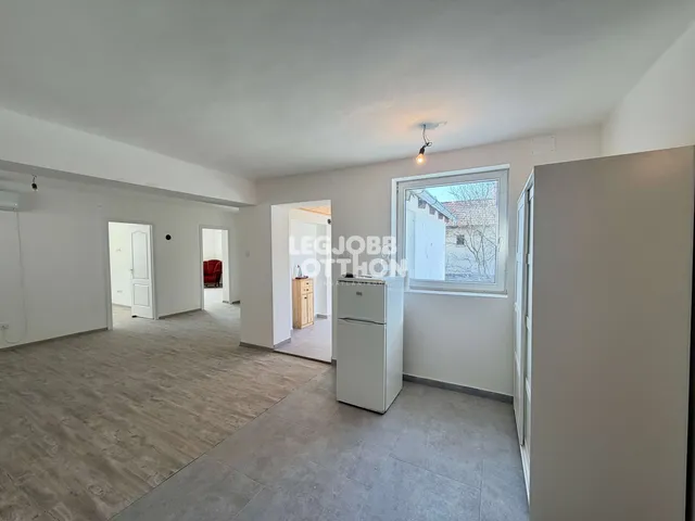 Eladó ház Törtel 105 nm