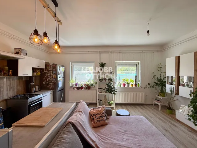 Eladó ház Abony 107 nm