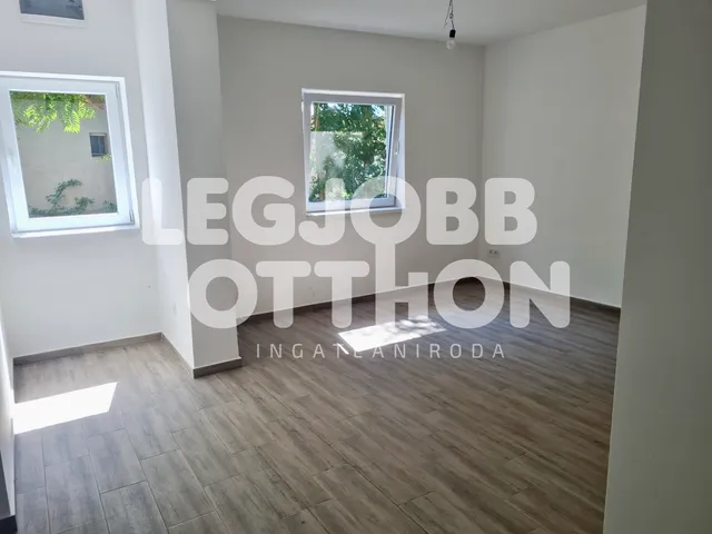 Eladó ház Cegléd 73 nm