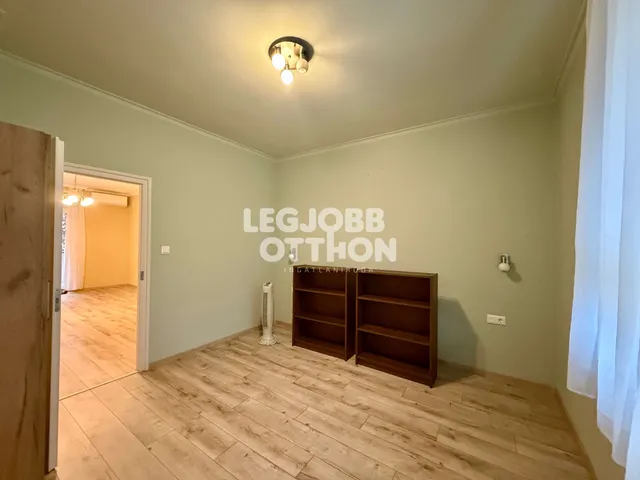 Eladó lakás Cegléd 54 nm