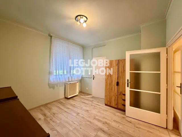 Eladó lakás Cegléd 54 nm