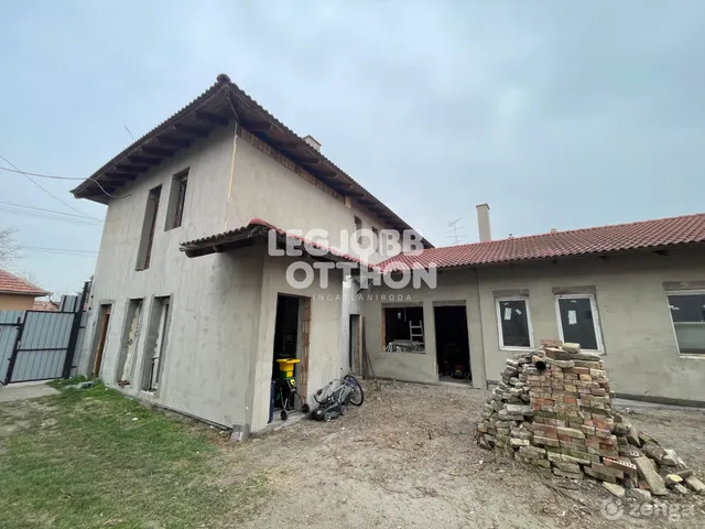 Eladó lakás Cegléd 395 nm