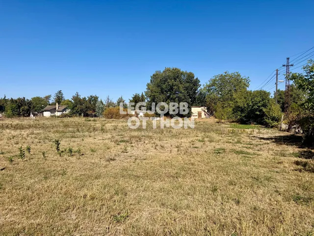 Eladó telek Cegléd 1515 nm