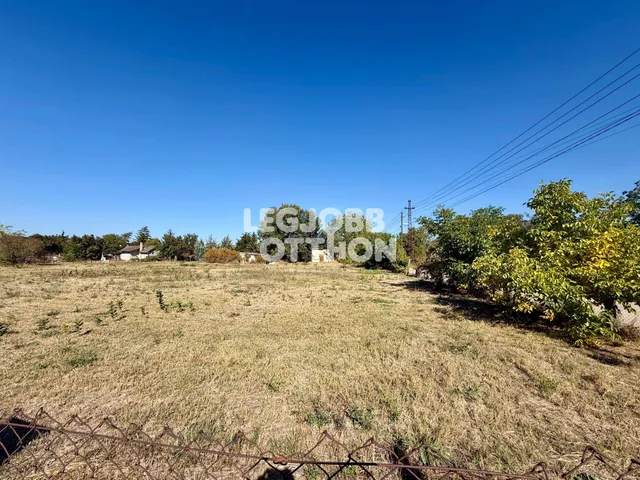 Eladó telek Cegléd 1515 nm