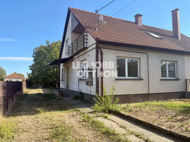 Eladó ház Cegléd 130 nm