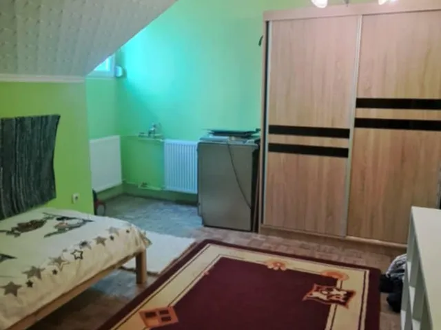 Eladó lakás Tatabánya, Újváros, Piac tér 52 nm