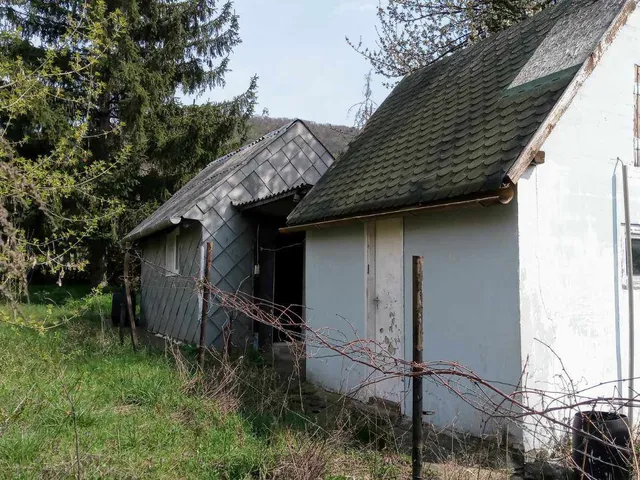 Eladó üdülő és hétvégi ház Tatabánya, Turuloldal 15 nm