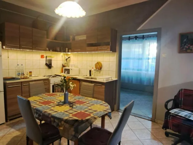 Eladó ház Lábatlan, Piszke 120 nm