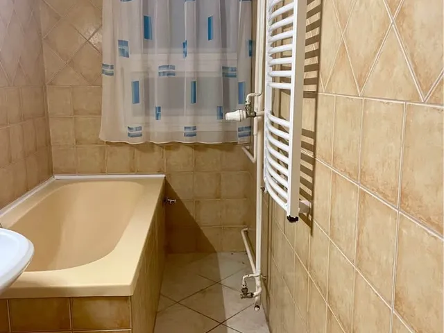 Eladó lakás Tatabánya, Újváros 36 nm