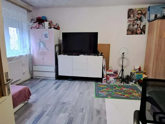 Eladó lakás Oroszlány, Óváros 55 nm