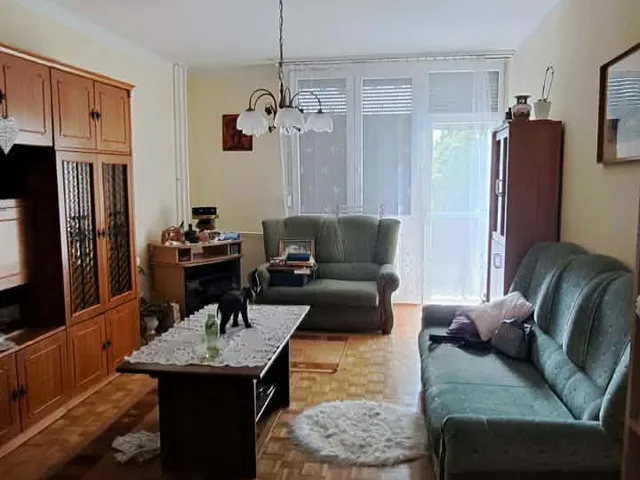 Eladó lakás Tatabánya, Dózsakert 55 nm