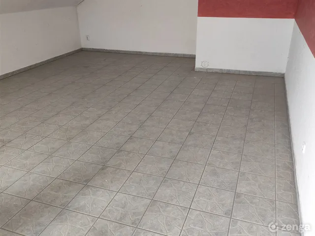 Kiadó kereskedelmi és ipari ingatlan Keszthely 30 nm