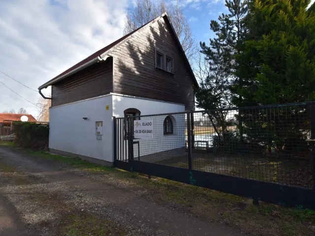 Eladó üdülő és hétvégi ház Cegléd 49 nm