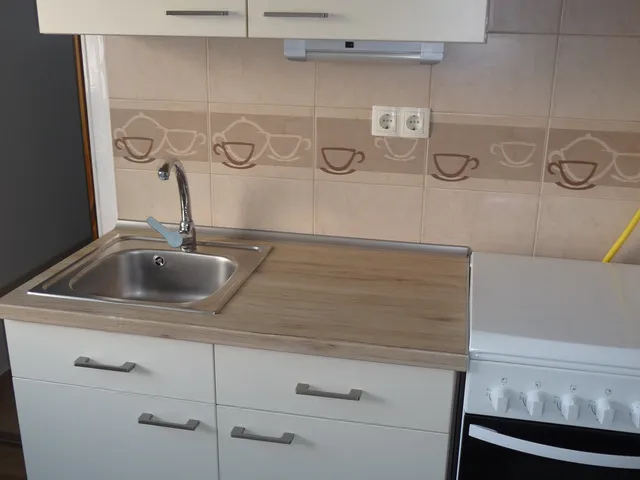 Kiadó lakás Miskolc, Győri kapu, Géza utca 51 nm