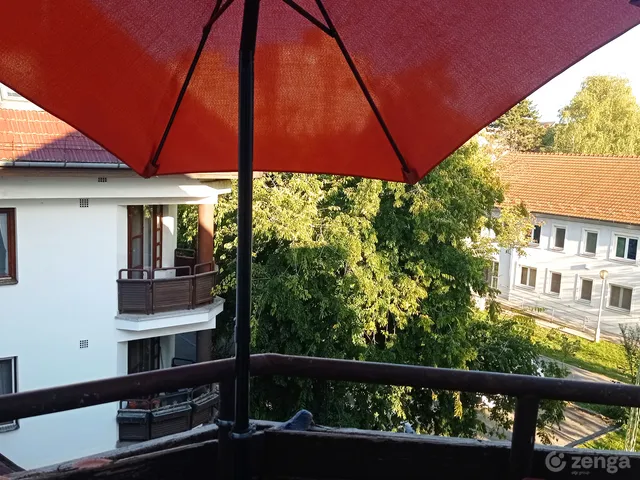 Eladó lakás Kiskunhalas, Mátyás tér 5 49 nm