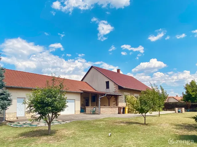 Eladó ház Szeged, Szentmihály 105 nm