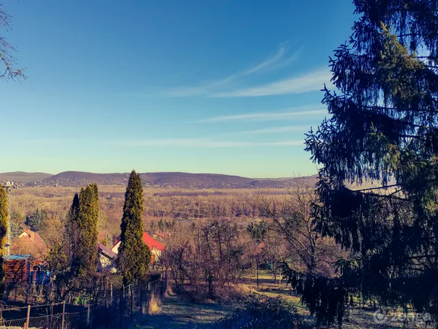 Eladó telek Dunabogdány 784 nm