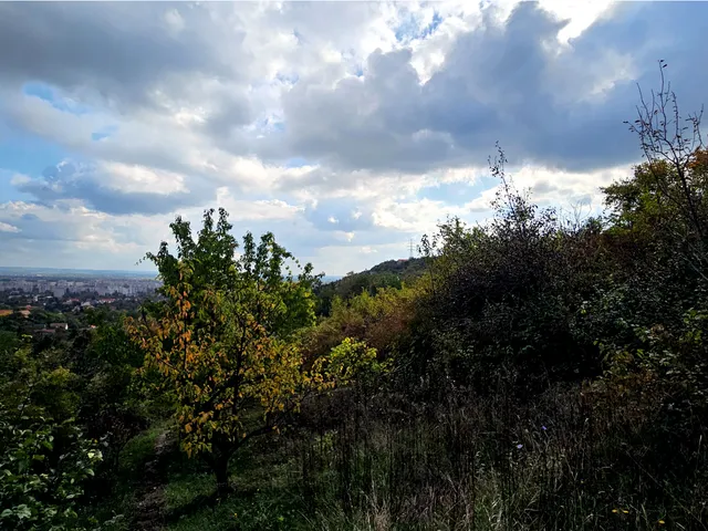 Eladó telek Budapest III. kerület, Békásmegyer-Ófalu 3654 nm