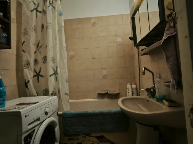 Eladó lakás Sopron, Jereván-lakótelep 64 nm