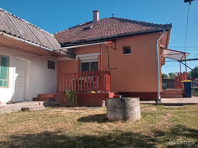Eladó ház Úri 76 nm