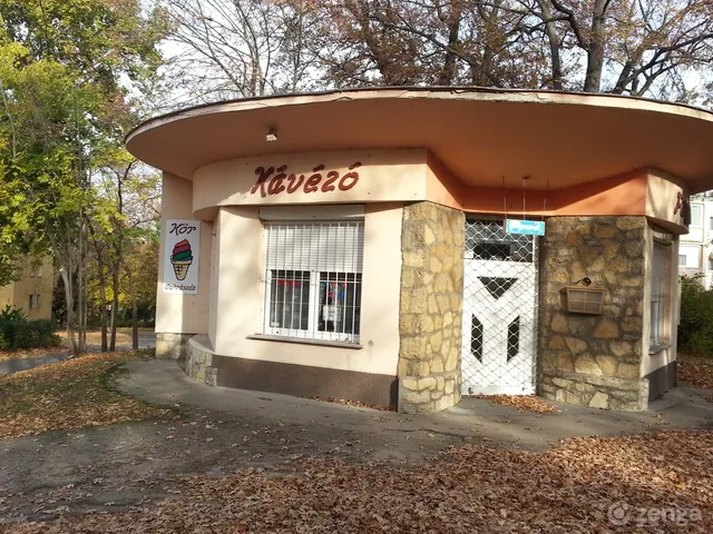Eladó kereskedelmi és ipari ingatlan Tatabánya, Óváros 77 nm